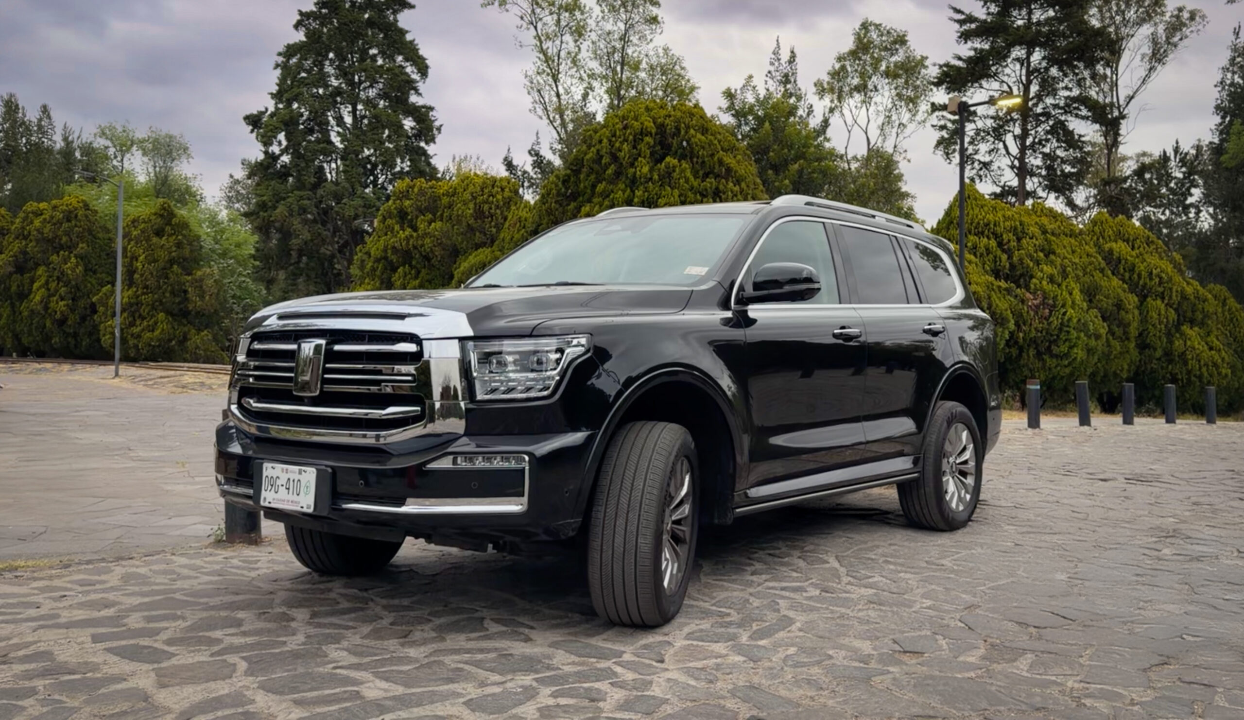 GWM TANK 500: El nuevo objeto del deseo que redefine el «Quiet Luxury» sobre ruedas