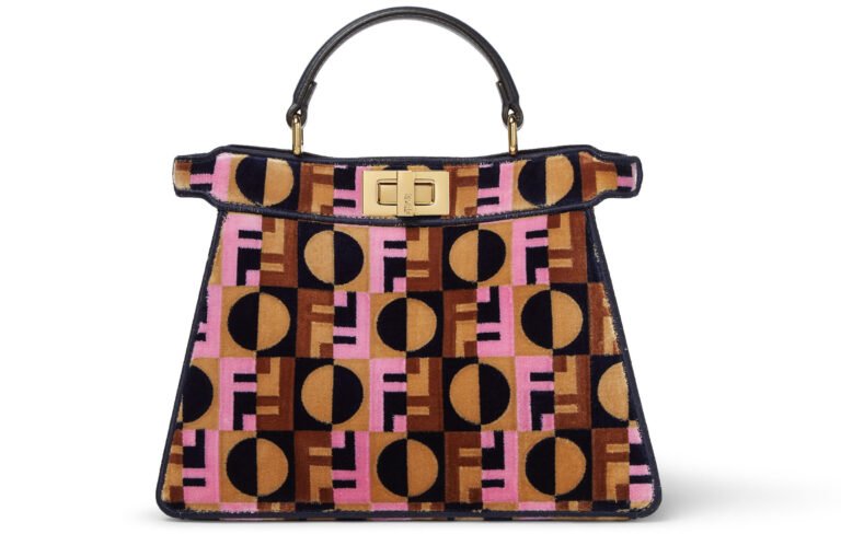 FENDI x Emily in Paris: la nueva colección cápsula