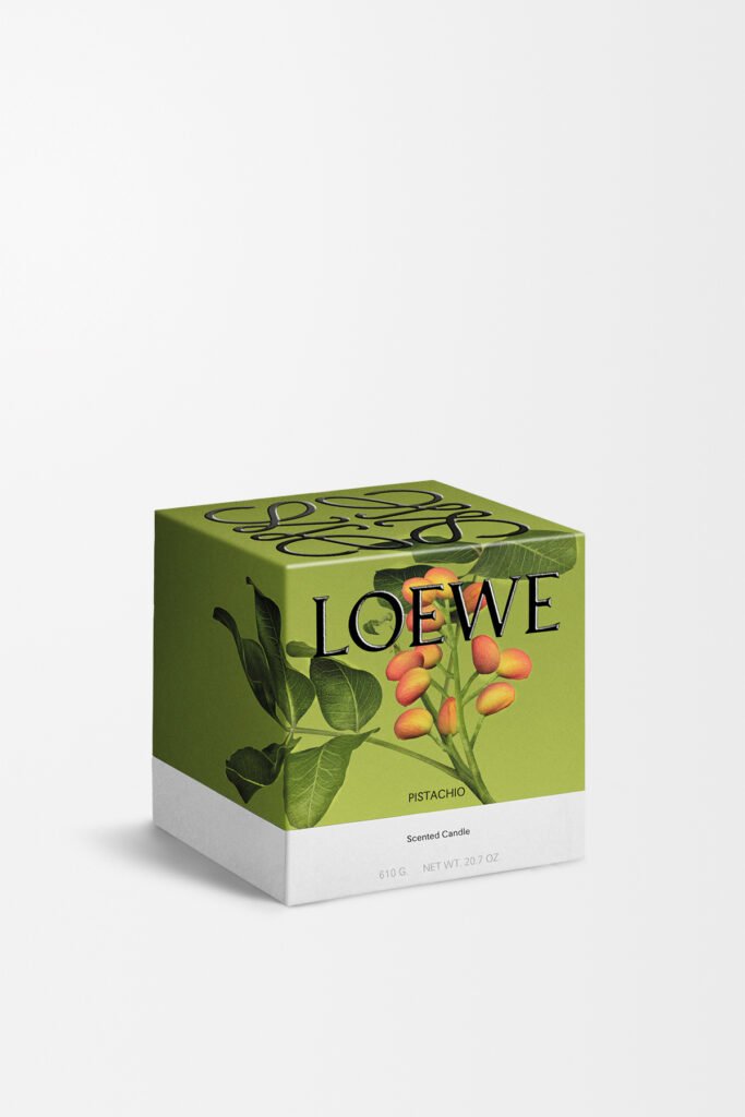 caja de la vela para la nueva colección, llamada pistacho de LOEWE