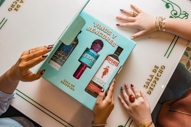 Sala de Despecho:  kit de Absolut y Beefeater para cantar en casa