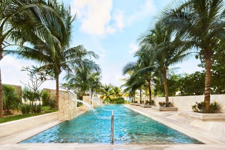 Wellness y lujo en SLS Playa Mujeres
