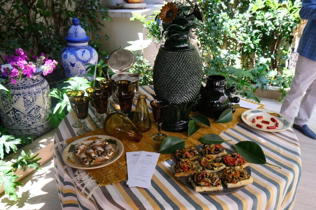 En un encuentro donde la precisión de la alta relojería se une con la riqueza del diseño artesanal mexicano, Panerai y Casa Huakal presentaron una experiencia única que puso en diálogo el valor del tiempo, la herencia y la creación hecha a mano.
