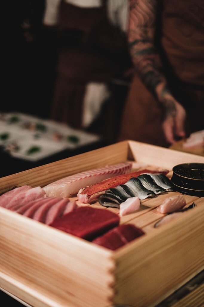 Sushi con pescado crudo del restaurante Koyi una especialidad del chef