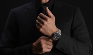 OMEGA enfrenta dos leyendas en una misma colección: la  Seamaster Diver 300M James Bond & Spectre
